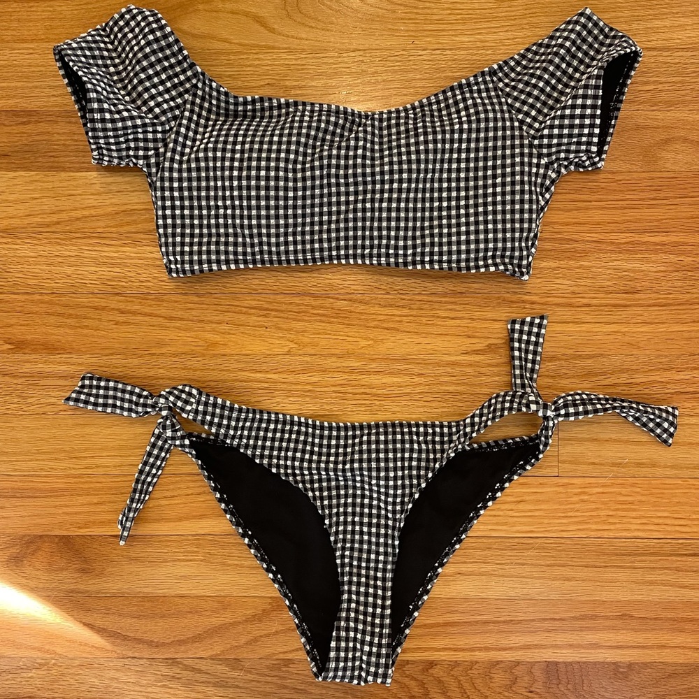 Cabana del Sol Gingham bikini set!